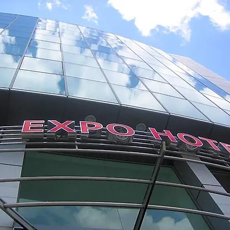 Expo Hotel