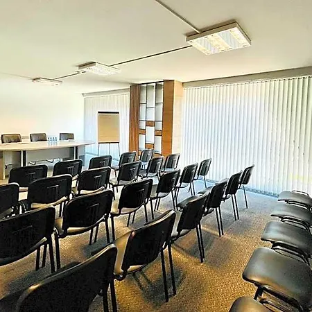 Expo Hotel 3*